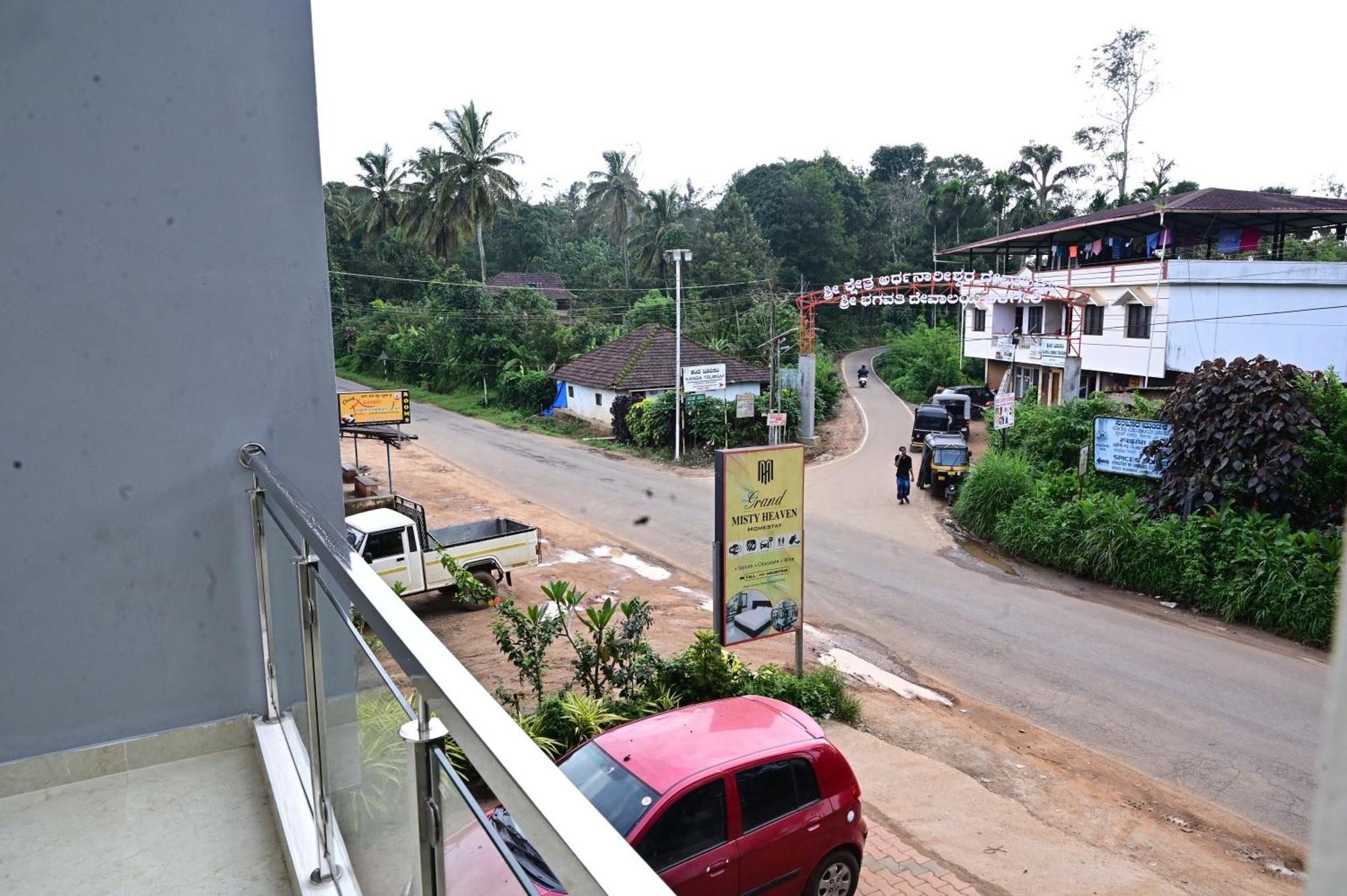 Grand Misty Heaven Villa Madikeri Dış mekan fotoğraf